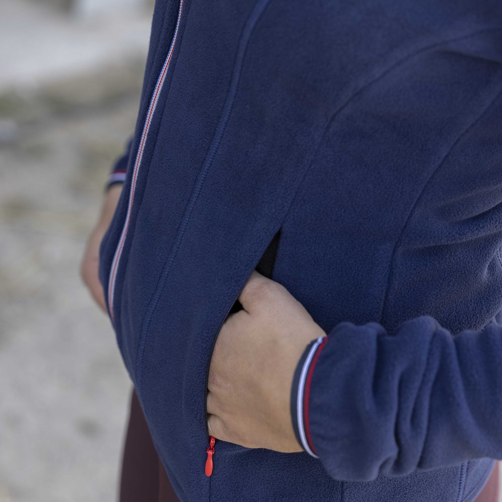 Veste polaire Equithème - Lena Marine porté