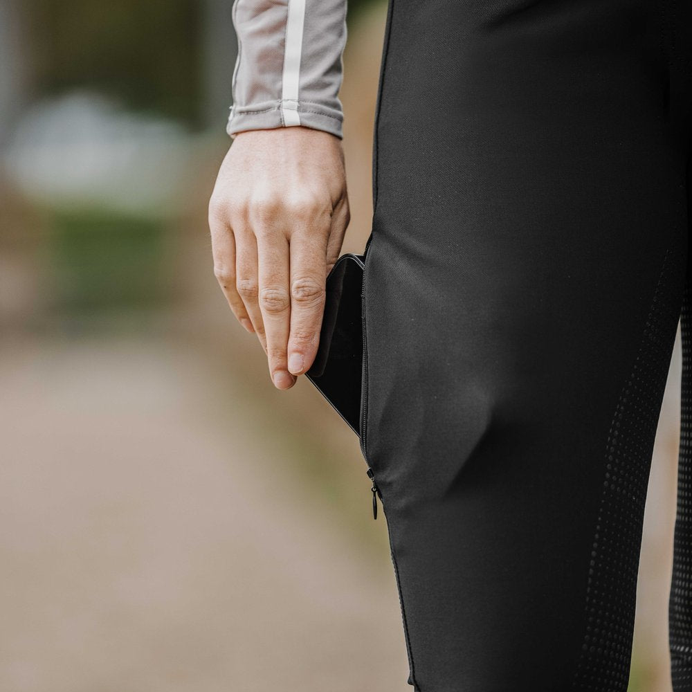 Pantalon Equithème - Beverly Noir porté