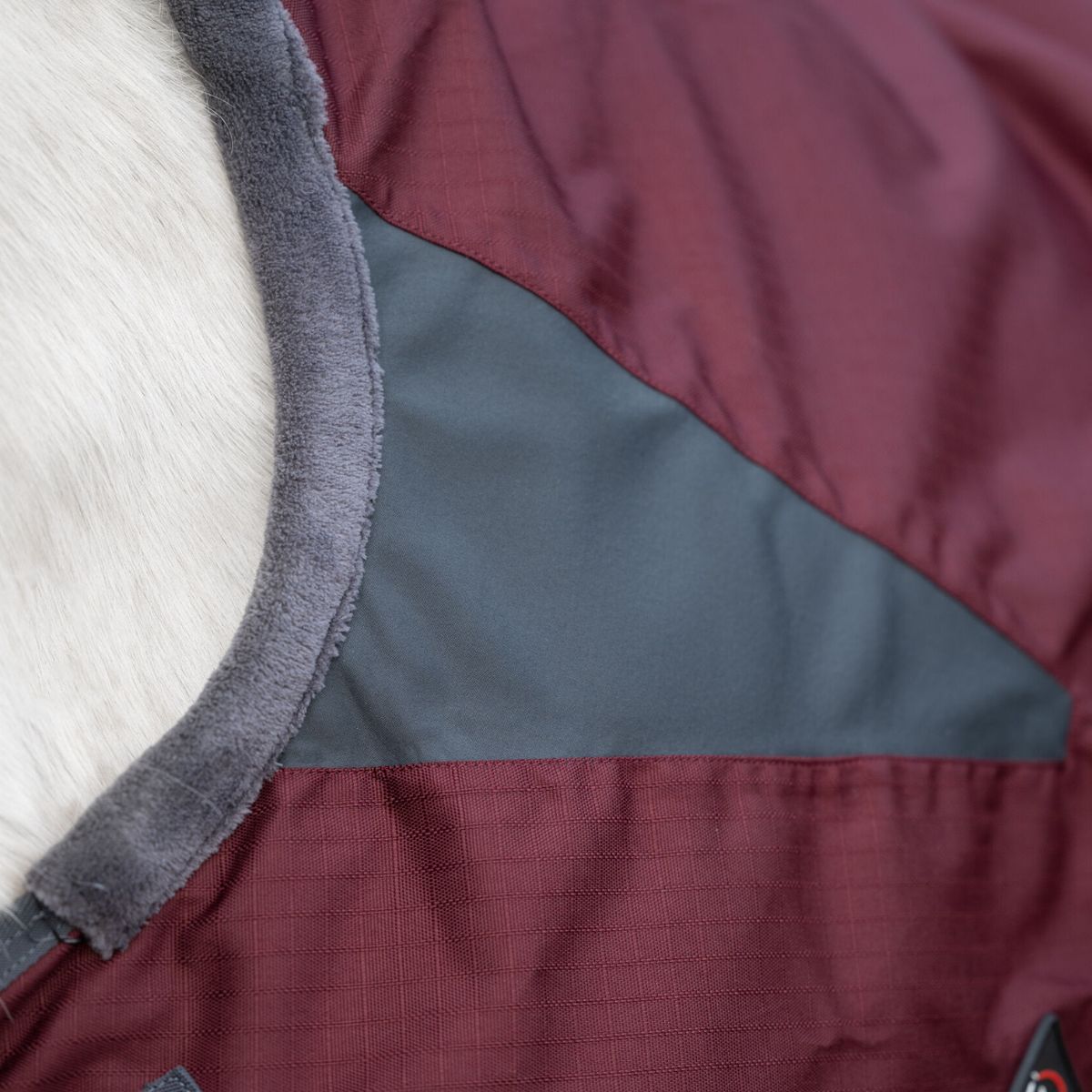 Couverture-highneck-200g-Yukon-600D-3
