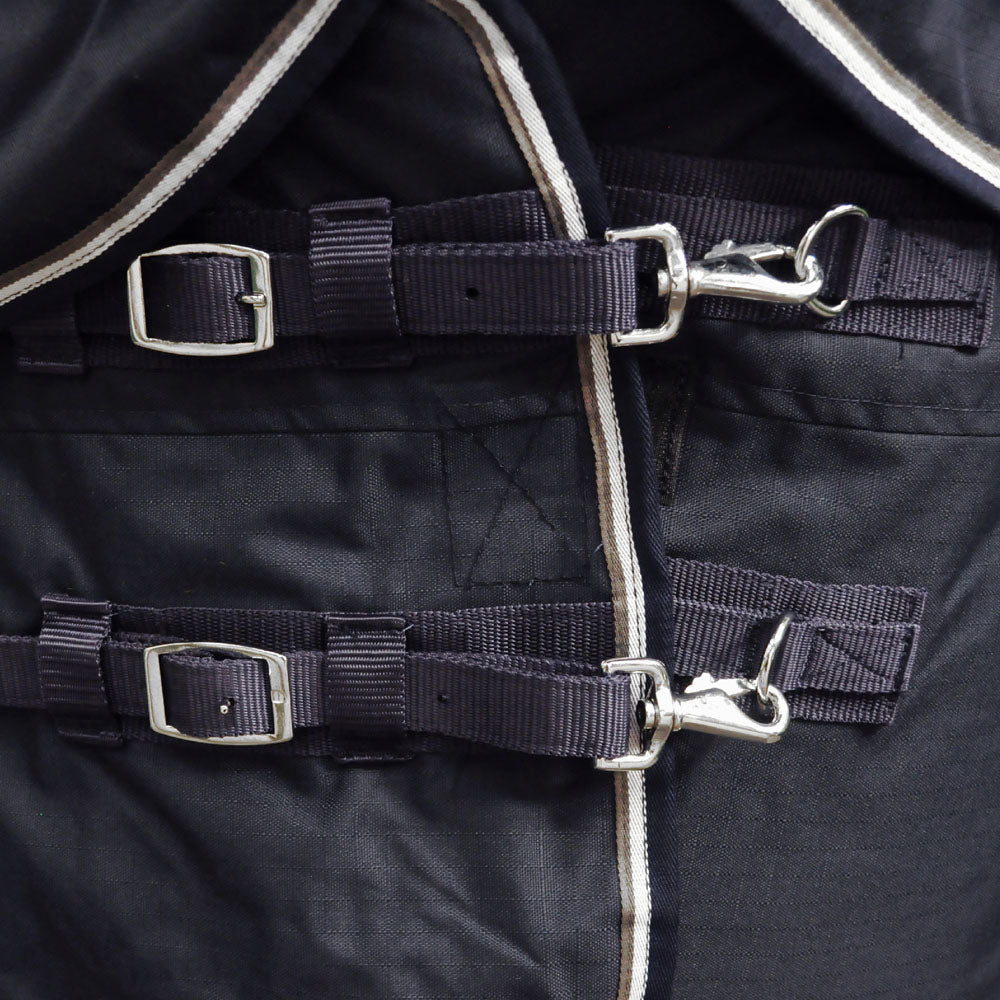 Fermeture de poitrail de la couverture d'extérieur imperméable pour poneys et chevaux Canter 200 grs