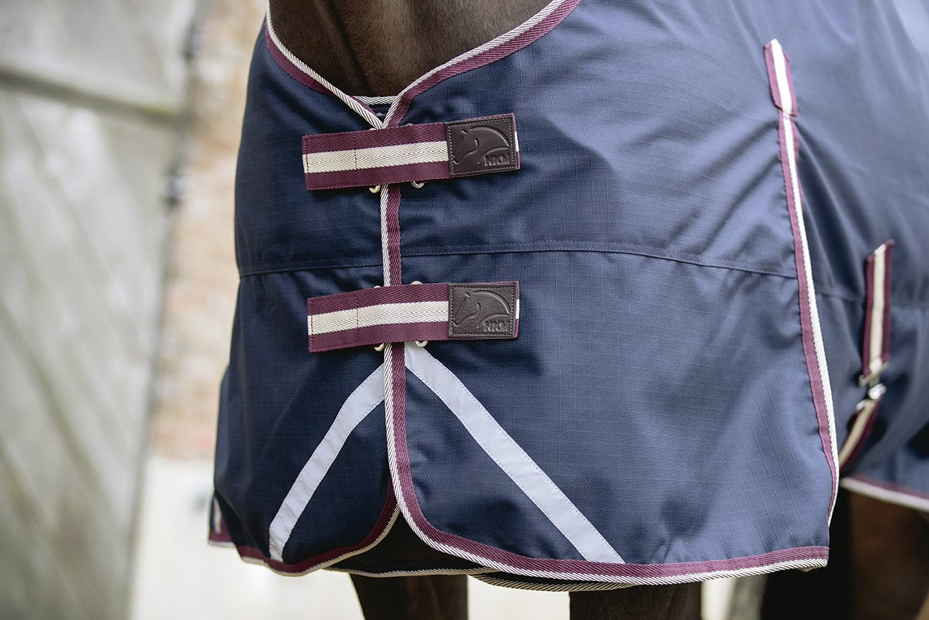 Fermeture poitrail de la couverture d'extérieur imperméable pour poneys et chevaux HKM Kombi