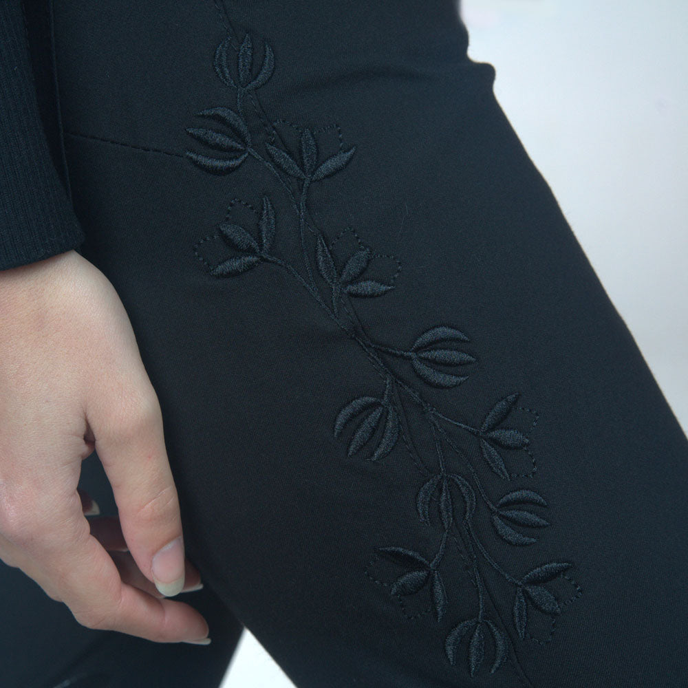 Pantalon d'équitation avec basanes en silicone pour cavalières Flags&Cup noir caviar détail cuisse