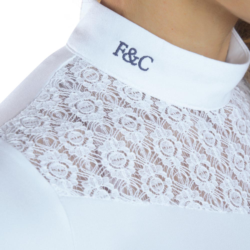 Polo de concours à manches courtes pour cavalières Flags&Cup Cassia blanc détail dentelle