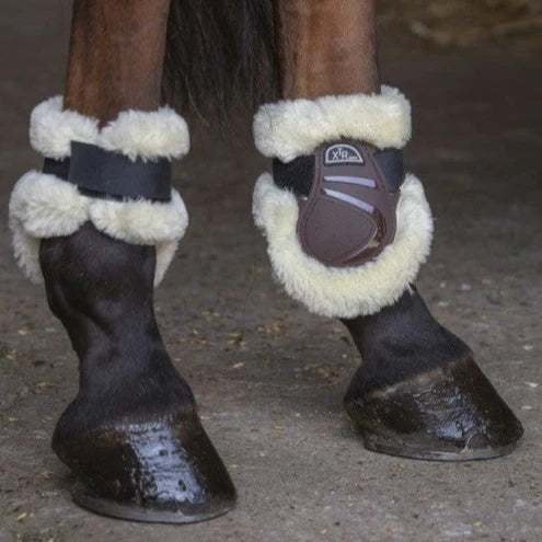 Protège-boulets doublés mouton synthétique pour poneys et chevaux Norton XTR marron