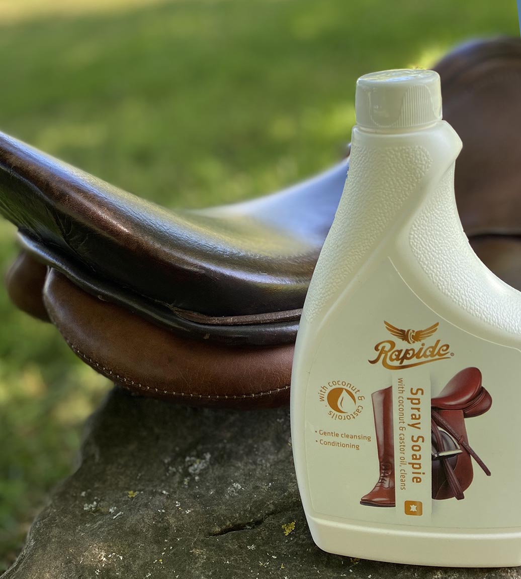 Savon glycériné en spray d'entretien des cuirs Rapide