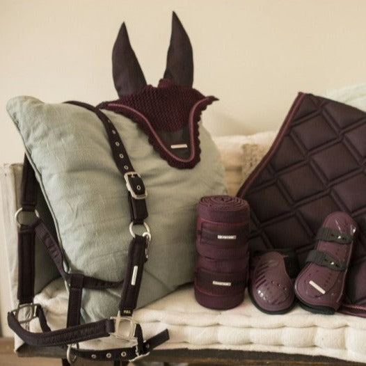 Licol en tissu satiné doublé polaire pour chevaux Lami-Cell Aurora bordeaux