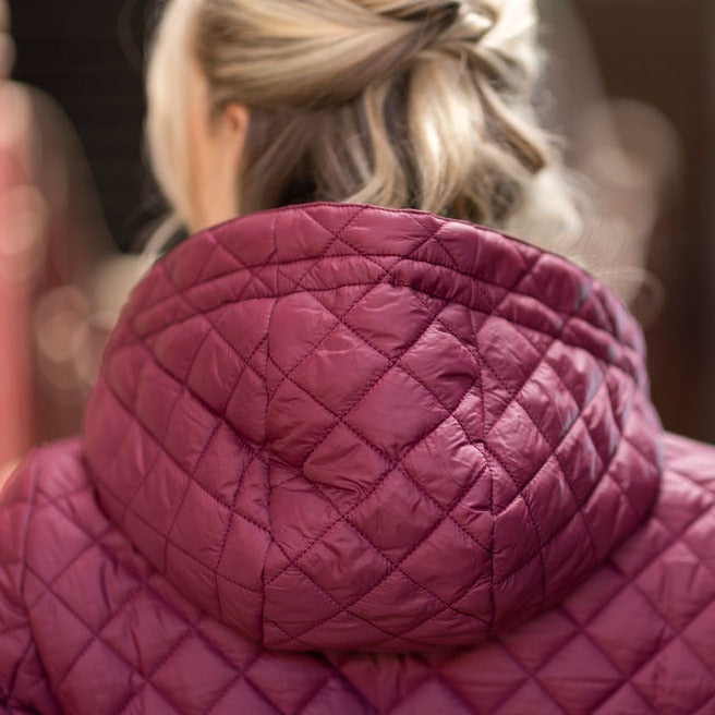 Veste matelassée légère avec capuche pour femme du XS au XXL HKM Stella rouge cerise