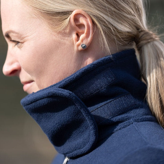 Veste polaire pour femmes du XS au XXL HKM Basil marine détail col montant