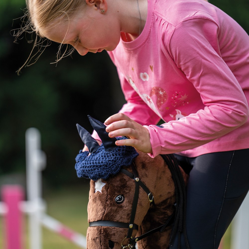 Bonnet anti mouches Hobby Horsing HKM en situation