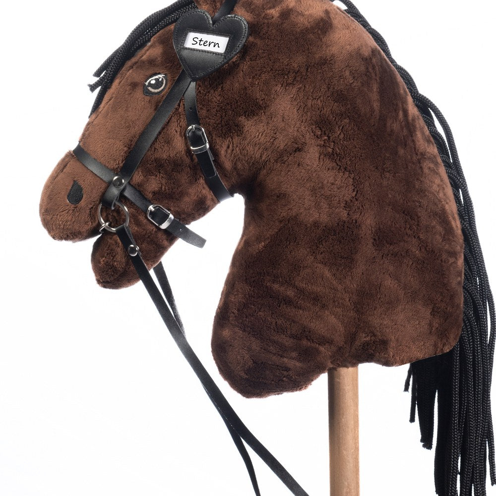Etiquette de bridon Hobby Horsing HKM en situation
