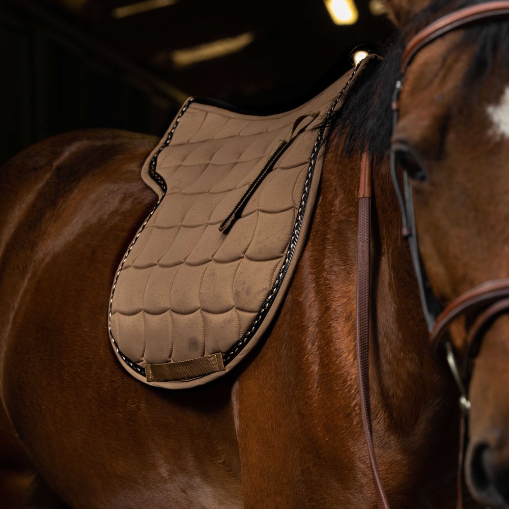 Tapis de selle Hunter Equithème Camel