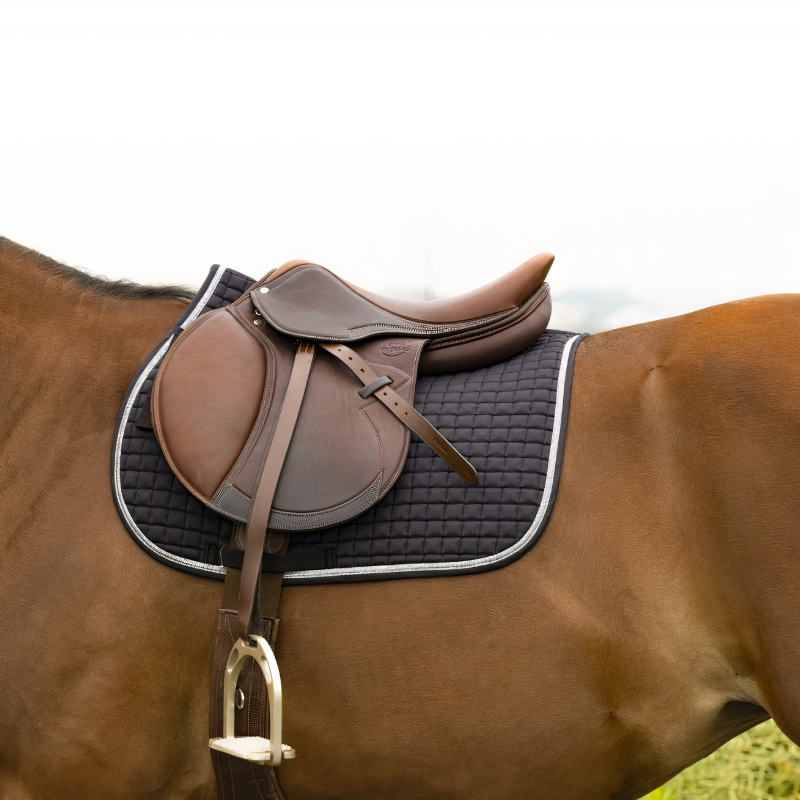 Kingsland Tapis de Selle Satin "KLodessa" blanc - Boutique Equus Vitalis Kingsland Tapis de Selle Satin "KLodessa" blanc - Boutique Equus Vitalis
