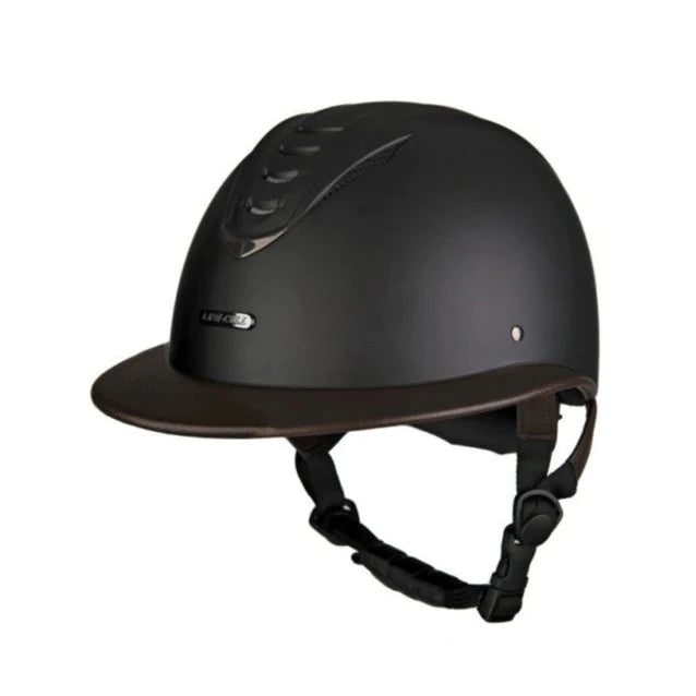 Casque d'équitation du 50 au 58 cms de tour de tête Lami-Cell Sydney noir avec visière marron