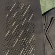 Pantalon d'équitation en softshell doublé polaire pour cavalières HKM Elégance noir détail basane grip