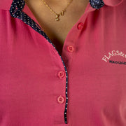 Polo pour femmes du XXS au XXL Flags and Cup Catamarca fuchsia détail col