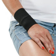 Protège-poignet aux effets thermiques soulageant les tendinites Back On Track porté