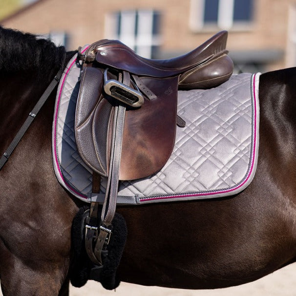 Tapis de selle pour poneys et chevaux HKM Berry gris