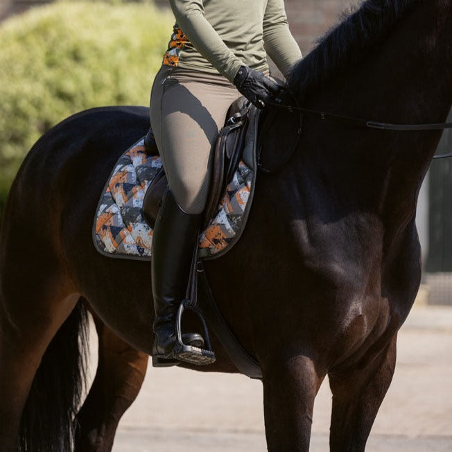 Tapis de selle poneys et chevaux HKM Bloomsbury CSO ou dressage