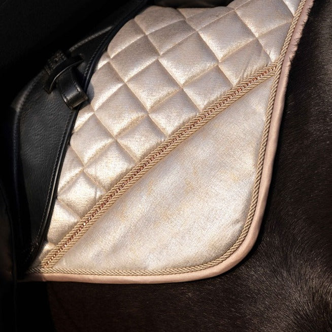 Tapis de selle pour poneys et chevaux HKM Rosegold Glitter modèle CSO ou dressage