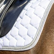 Tapis de selle pour poneys et chevaux CSO ou dressage HKM Crystal blanc porté