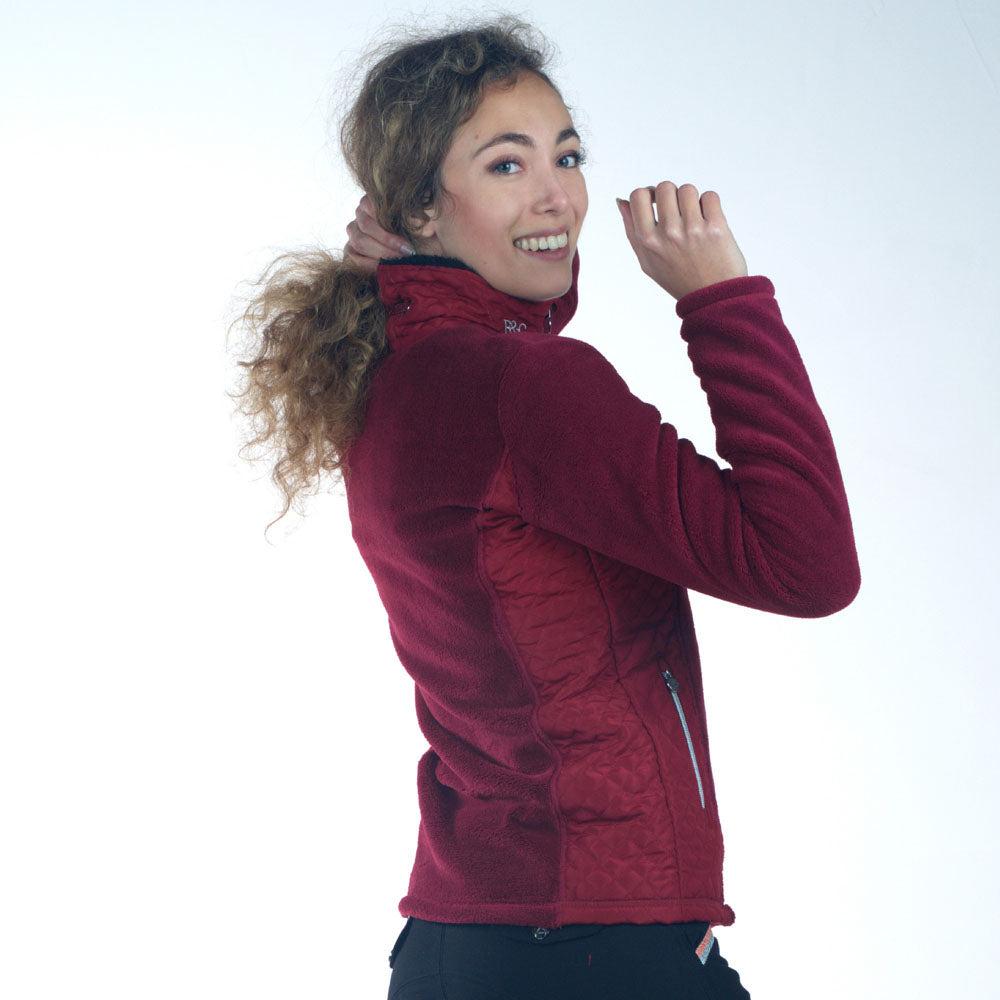 Veste polaire pour cavalières Flags&Cup Sitka rouge portée